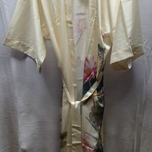 Cream Floral Satin Kimono Robe